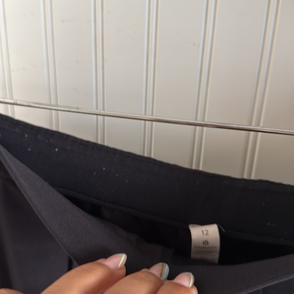 Lululemon Essential High-Rise Trouser Black - Picture 5 of 9